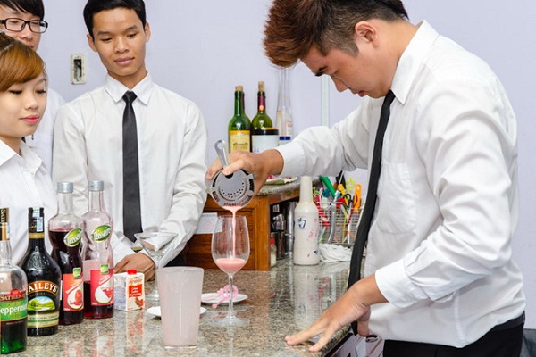 Những khóa học nghiệp vụ Bartender tại Đà Nẵng